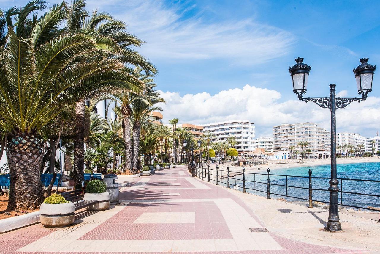 Sal Mar Suites Санта Еулалия дел Рио Екстериор снимка