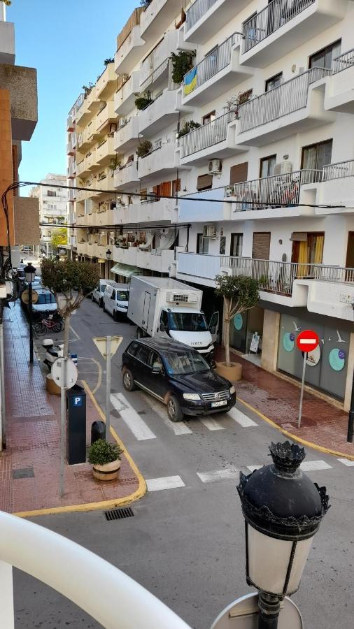 Sal Mar Suites Санта Еулалия дел Рио Екстериор снимка